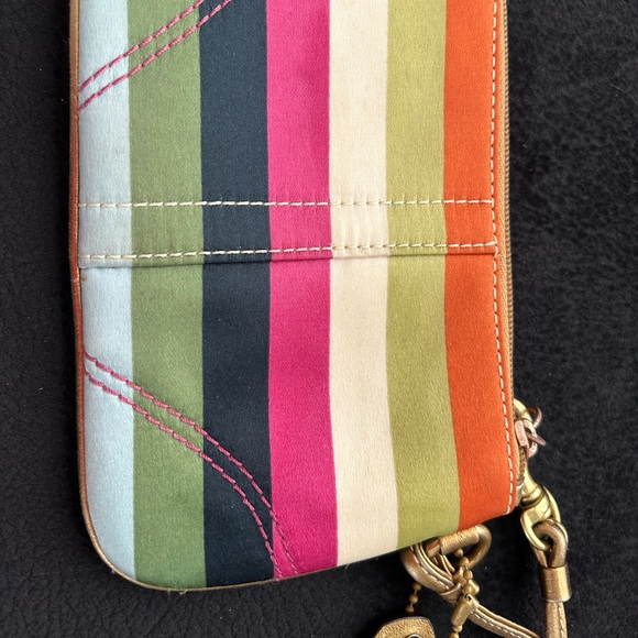 Authentic Coach Legacy Stripe Wristlet - Picture 14 of 15